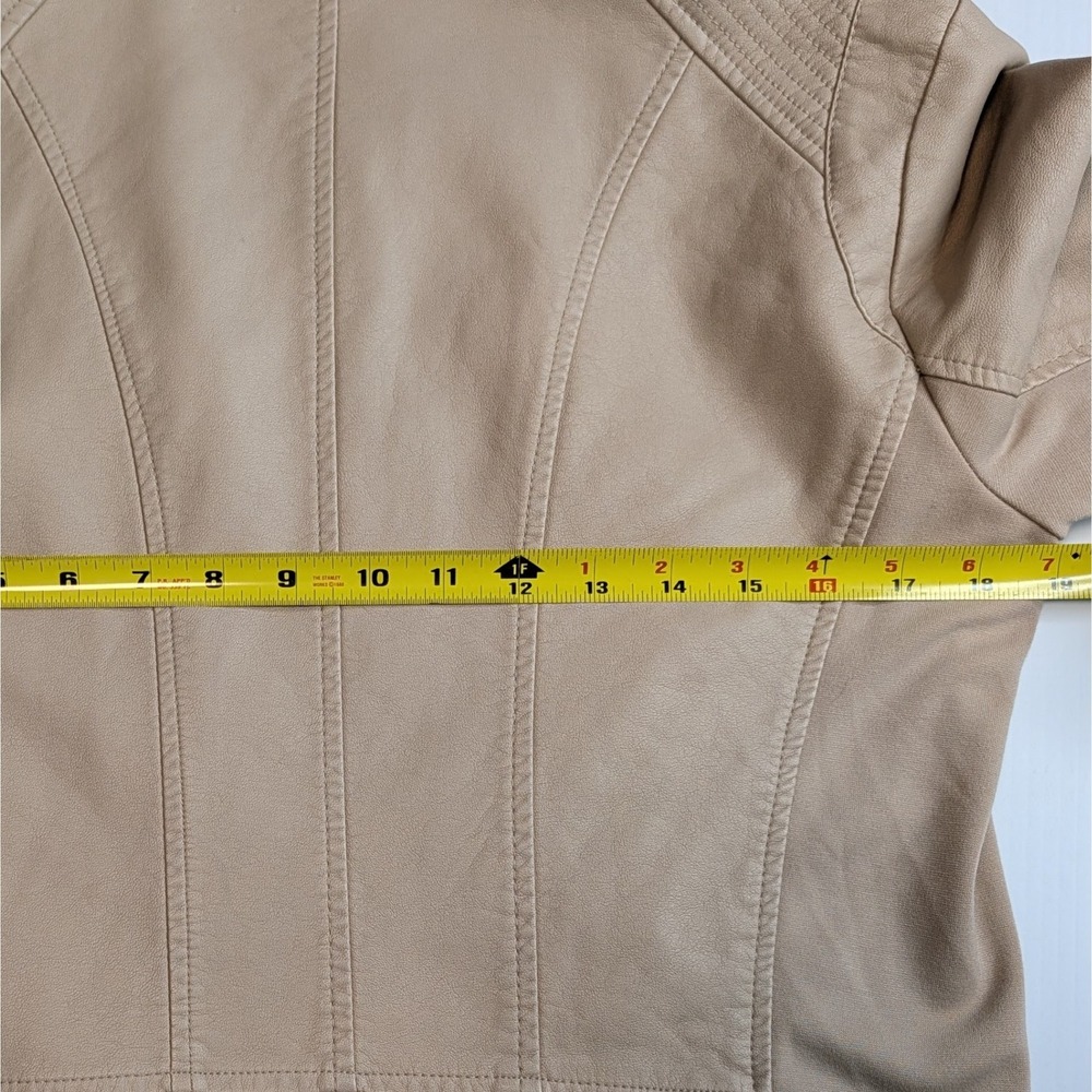 Express Womens Tan Faux Leather Moto Jacket Quilted Shoulder‎ Beige Large 90170 - Picture 7 of 12
